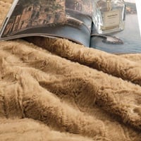 مفرش ستارز شتوي فاخر مزدوج مخمل و فرو بني عدد القط...