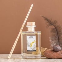 فواحة عطر بالأعواد في حامل زجاجي برائحة المانجو وا...