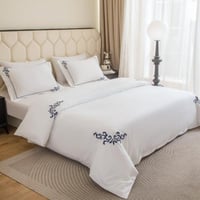 مفرش مزن صيفي فاخر لون أبيض