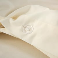 مفرش مزن صيفي فاخر لون كريمي