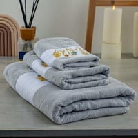 طقم منشفة قطن 100% مطرز رصاصي فاتح 3 قطع