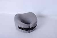 وسادة نداف للرقبة مع قناع عين لون رصاصي