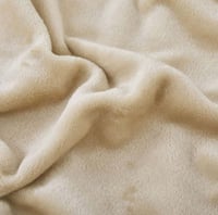 بطانية شتوي مخمل ناعم بيج