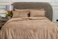 مفرش نارنج شتوي فاخر مزدوج مخمل محفور بيج عدد القط...