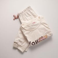 طقم بيجامة بناتي صيفية كريمي و وردي فاتح