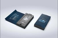 بكج حماية ايفون 17 برو من شركة Sharks