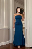 فستان سهره أوف بكسرات خصر لون ازرق