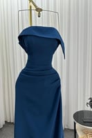 فستان سهره أوف بكسرات خصر لون ازرق