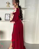 فستان عنابي