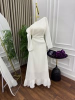 فستان سهرة ابيض