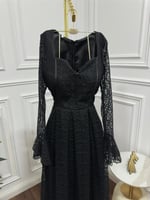 فستان ناعم قصير دانتيل باكمام طويله لون اسود