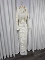 فستان ناعم قطعتين لون ابيض