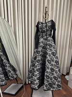 فستان دانتيل