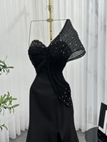 فستان اسود انيق