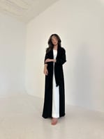 عباية كريب اسود ناعم قصة كلوش