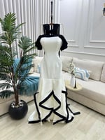 فستان سهرة اوف شولدر بشال خارجي لون أسود و أبيض