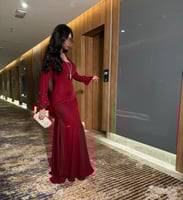 فستان عنابي