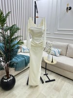 فستان دانتيل بأكمام طويلة أناقة راقية