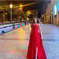 فستان احمر سهره