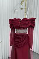 فستان سهره أوف شولدر باضافة ذيل