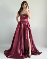 فستان سهره توب دبل كلوش باضافة جيب جانبي بعدة الوا...