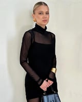 فستان ماكسي شبكي طويل برقبة مدورة - أسود