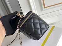 Small Top Handle Vanity Mirror Case