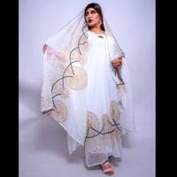 نشل تطريز خفيف