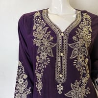 جلابية مطرزه بنفسجي