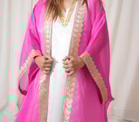 فستان مع عبايه مطرزه