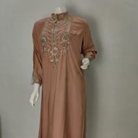 جلابية مطرزه لحمي