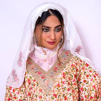 طقم اهل الحجاز الوردي