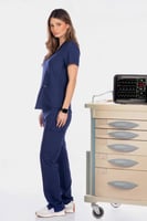 قميص نسائي طبى