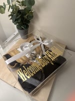 هدية الطفل ( بوكس البشت الملكي )