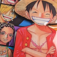 مغناطيس ثلاجة ثلاثي الابعاد وغلاف لماع ،شخصيات ون...