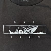 تيشيرت شخصية كراش للجنسين مرخص من شركة اكتفجين.