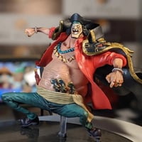 فيقرز بلاكبيرد من ون بيس.