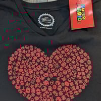 تيشيرت من عالم ماريو نسائي مرخص من نينتدو.