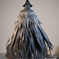 فيقرز شخصية ايلين من لعبة بلدبورن.