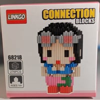 شخصية روبين من ون بيس تركيب مثل الليقو.