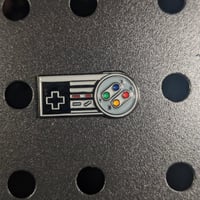 بروش يد تحكم سوبر نينتدو: تجربة لا مثيل لها في الل...