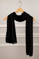 طرحه مزينه من الاطراف بألوان متعددة