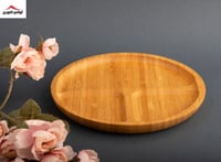 صحن دائري خشبي مقسم .