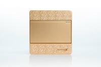 مفتاح مفرد ذهبي كاروهات