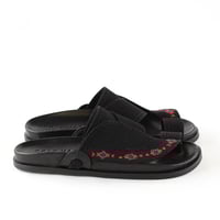 حذاء شرقي كولهان 1