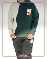 بلوفر لون اخضر مع بيج