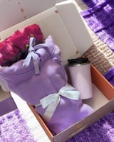 بوكس اهداء بلوفر موف بوكيه ورد + مق