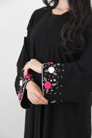 عباية بقماش المستقبل كوري مع شك انيق بالاكام