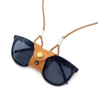 اكسسوارات نظارات - تعليقة نظارة