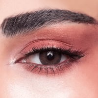 عدسات امارا تان زينة